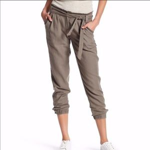Wit & Wisdom Tie Front Jogger